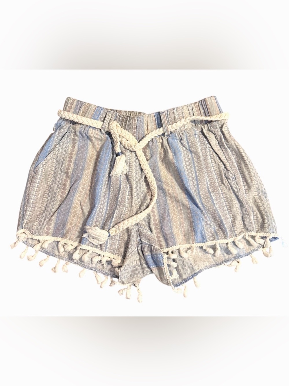 Rewash Juniors Tasseled Hem Cropped Linen Shorts